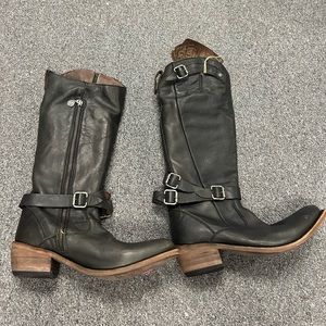 COPY - Liberty Black Black buckle boots